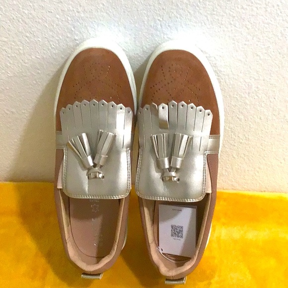 NWOT GEOX Respira Suede Italian Patent Fringe & Tassel Loafer Sneakers - Picture 1 of 12